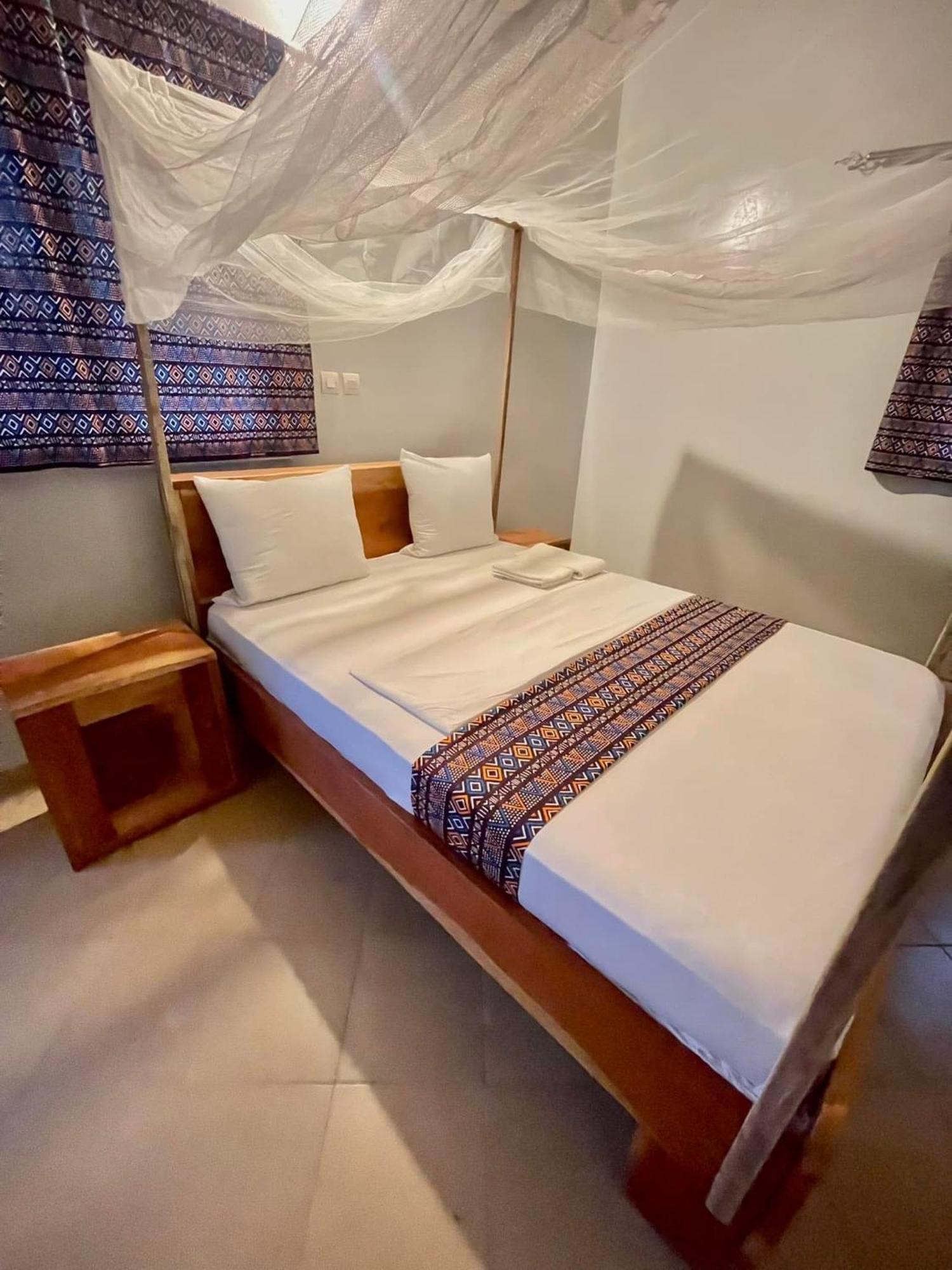 Abene Shudyma Lodge Abeme Luaran gambar
